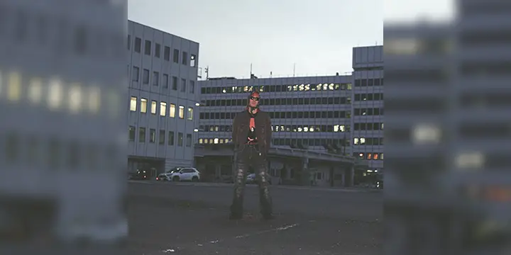 クリエイティブレーベルw.a.uからラッパーMÖSHIによるSingle「FILTERING」が5/8にリリース!