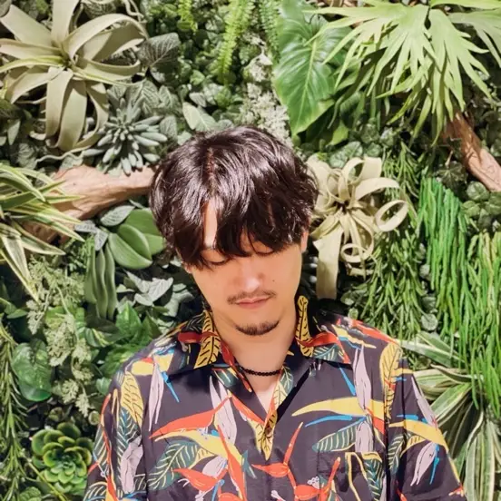 バナナを売っている人AI によって生成されたコンテンツは間違っている可能性があります。